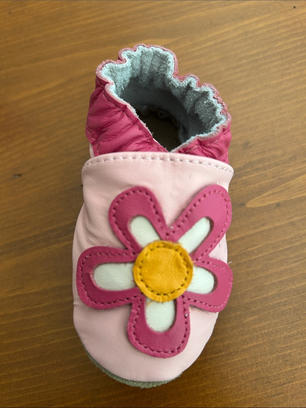 Robeez Pink Baby Flower Soft-Soled Shoes